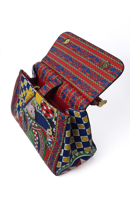 Queen of Hearts Sling — interior view